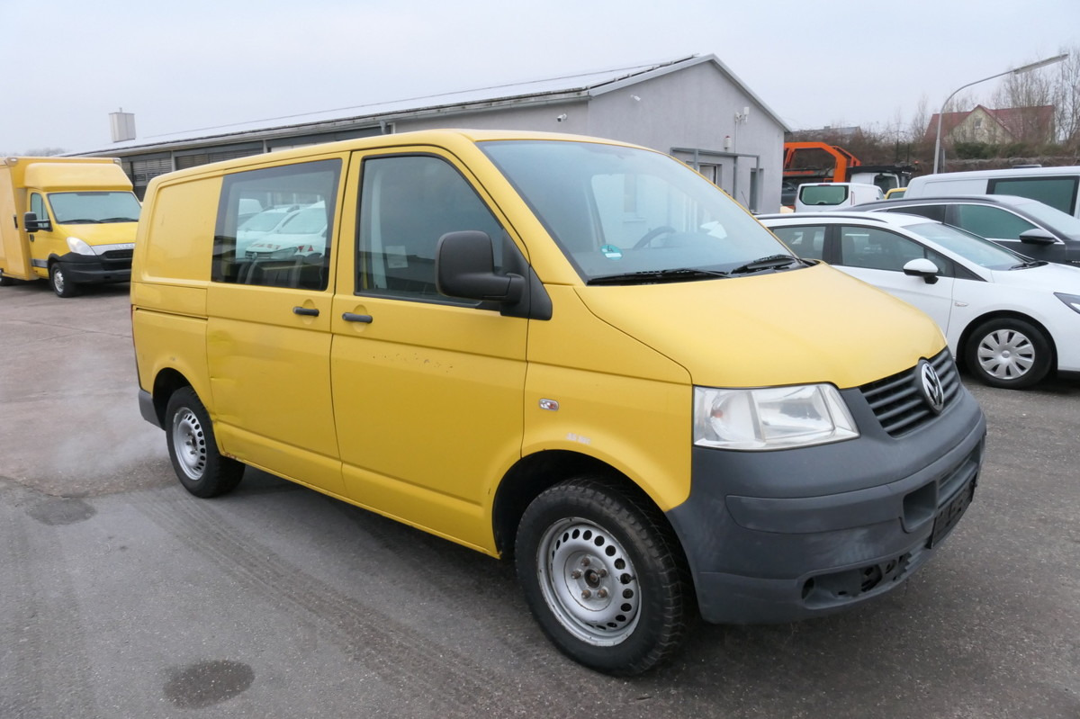 VW T5 Transporter 1.9 TDI PARKTRONIK 2xSCHIEBETÜR - Små varebil: billede 3 VW T5 Transporter 1.9 TDI PARKTRONIK 2xSCHIEBETÜR - Små varebil: billede 3