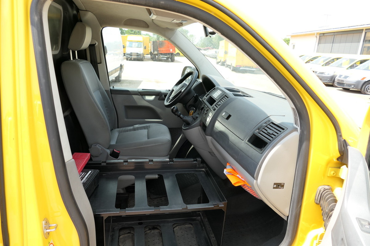 VW T5 Transporter 2.0 TDI COC - Små varebil: billede 4 VW T5 Transporter 2.0 TDI COC - Små varebil: billede 4