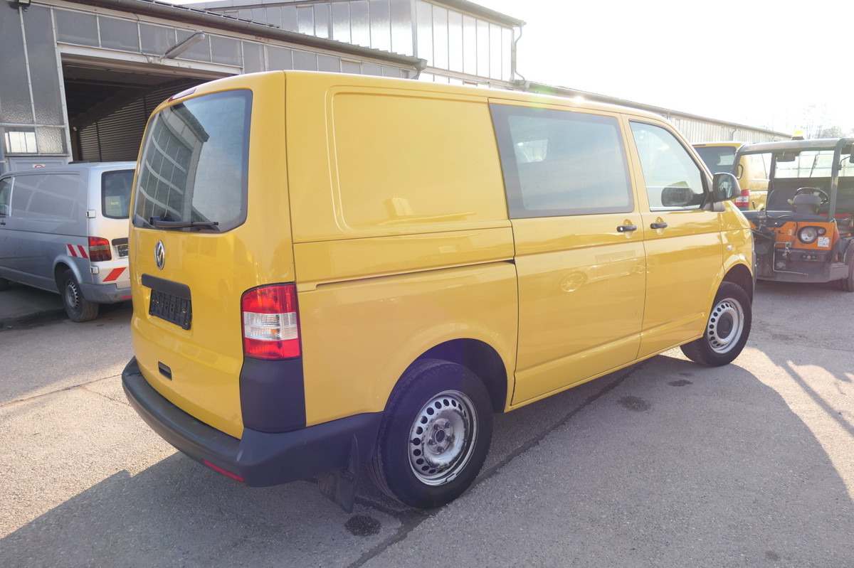 VW T5 Transporter 2.0 TDI EURO-5 PARKTRONIK CoC - Små varebil: billede 4 VW T5 Transporter 2.0 TDI EURO-5 PARKTRONIK CoC - Små varebil: billede 4