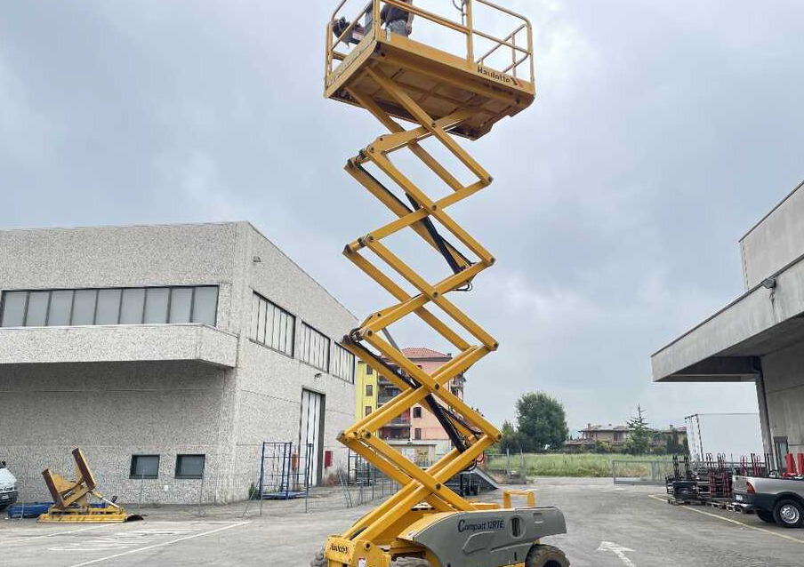 HAULOTTE COMPACT 12 RTE Batterie NUOVE - Sakselift: billede 2 HAULOTTE COMPACT 12 RTE Batterie NUOVE - Sakselift: billede 2