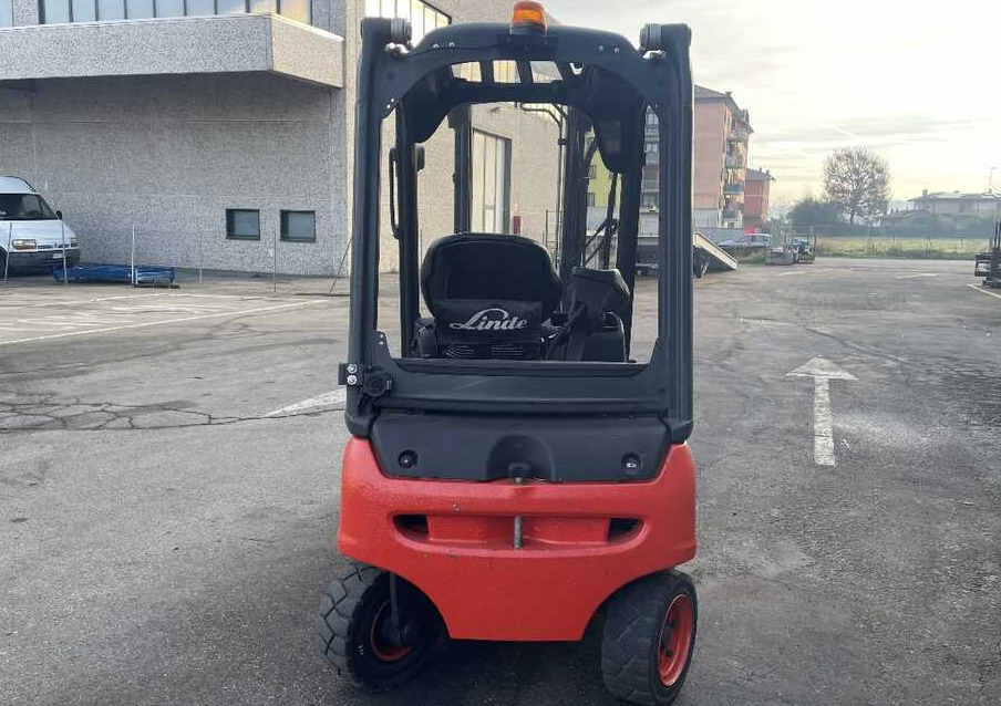 Linde E 16 P-02/386 - El gaffeltruck: billede 4 Linde E 16 P-02/386 - El gaffeltruck: billede 4