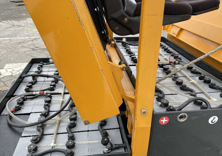 Montini 4000 AE (1000 ore di lavoro) - El gaffeltruck: billede 4 Montini 4000 AE (1000 ore di lavoro) - El gaffeltruck: billede 4