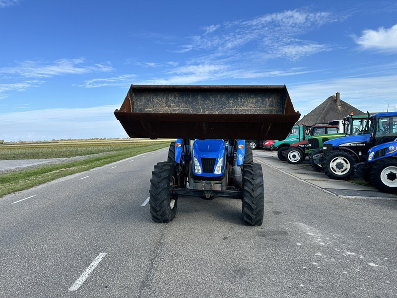 New Holland TD5.100 - Traktor: billede 3 New Holland TD5.100 - Traktor: billede 3