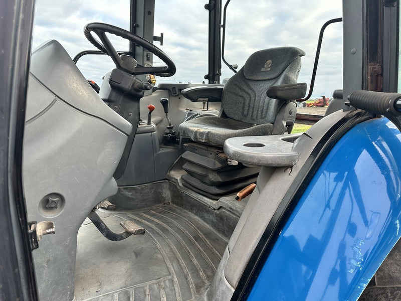 New Holland TS90 - Traktor: billede 4 New Holland TS90 - Traktor: billede 4