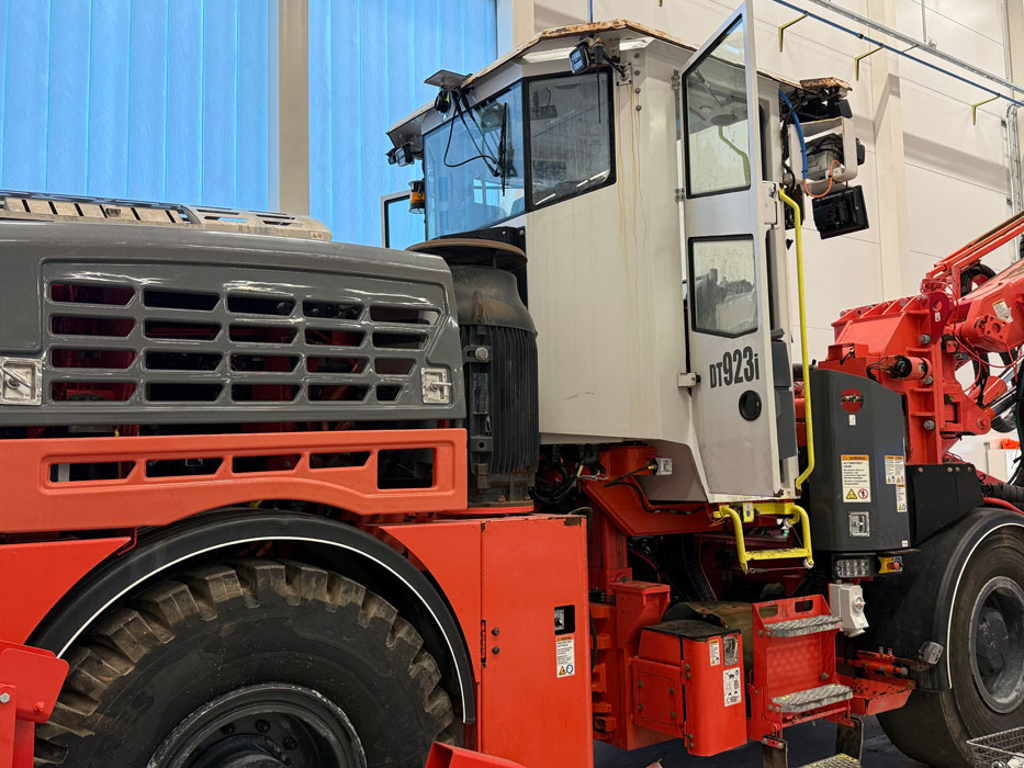 Sandvik DT923I - Styret boremaskine: billede 2 Sandvik DT923I - Styret boremaskine: billede 2