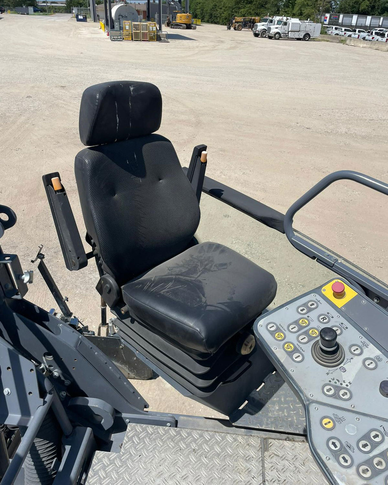 Leje en Vogele Super 2000-3i Vogele Super 2000-3i: billede 7 Leje en Vogele Super 2000-3i Vogele Super 2000-3i: billede 7