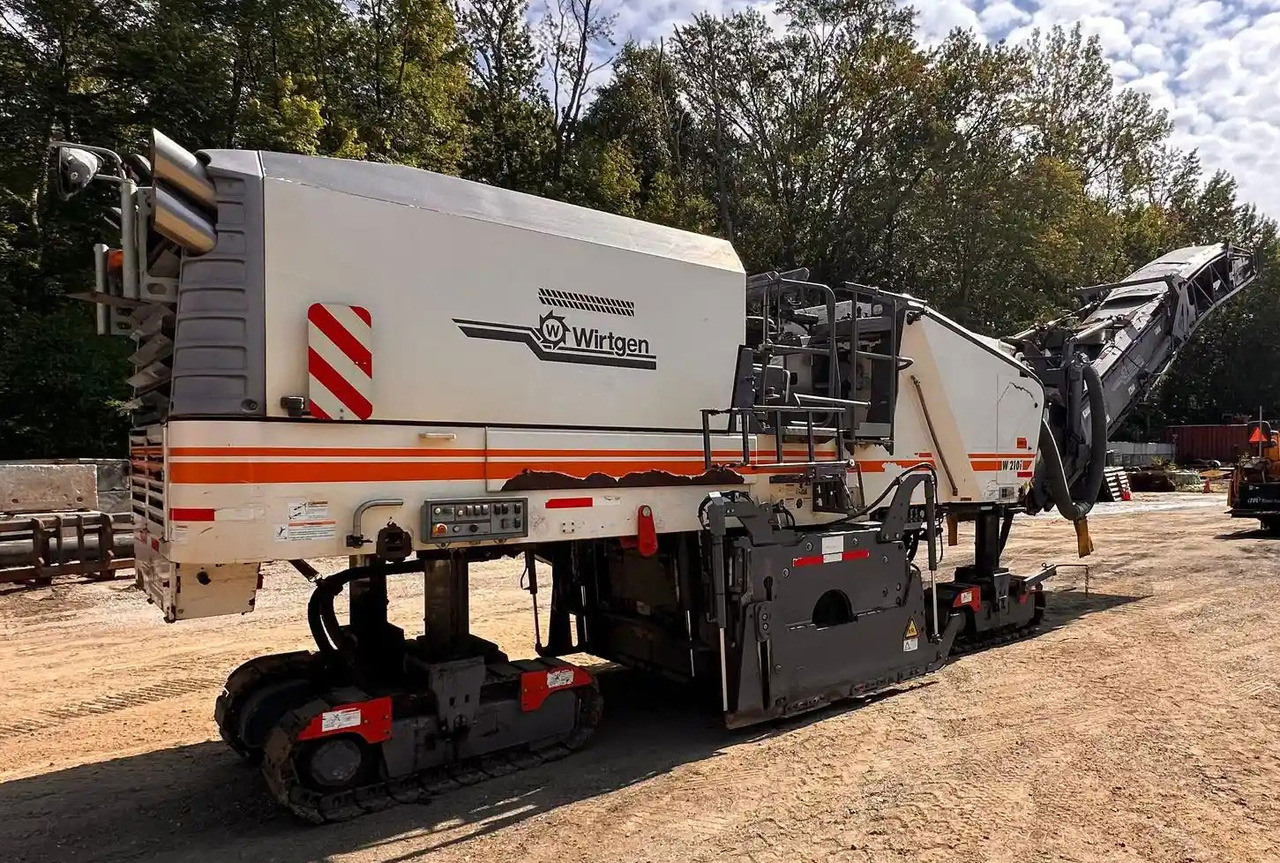 Wirtgen W 210 i - Asfaltfræser: billede 1 Wirtgen W 210 i - Asfaltfræser: billede 1
