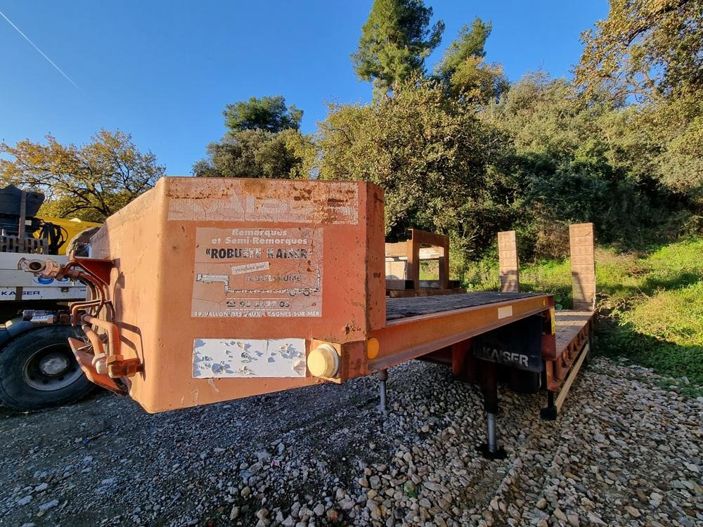 Kaiser 2 essieux - Nedbygget platform sættevogn: billede 1 Kaiser 2 essieux - Nedbygget platform sættevogn: billede 1