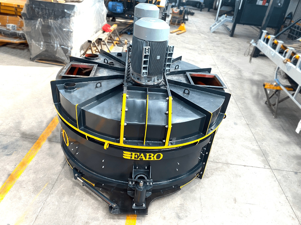 FABO twin shaft mixer - Betonblander: billede 4 FABO twin shaft mixer - Betonblander: billede 4