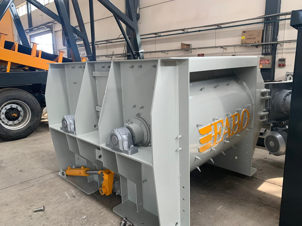 FABO twin shaft mixer - Betonblander: billede 5 FABO twin shaft mixer - Betonblander: billede 5