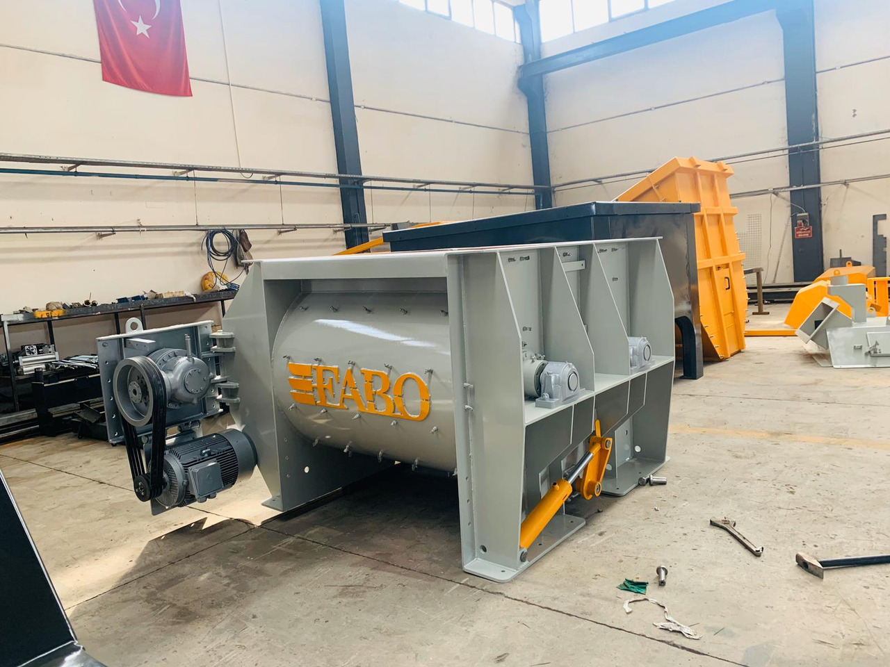FABO twin shaft mixer - Betonblander: billede 2 FABO twin shaft mixer - Betonblander: billede 2