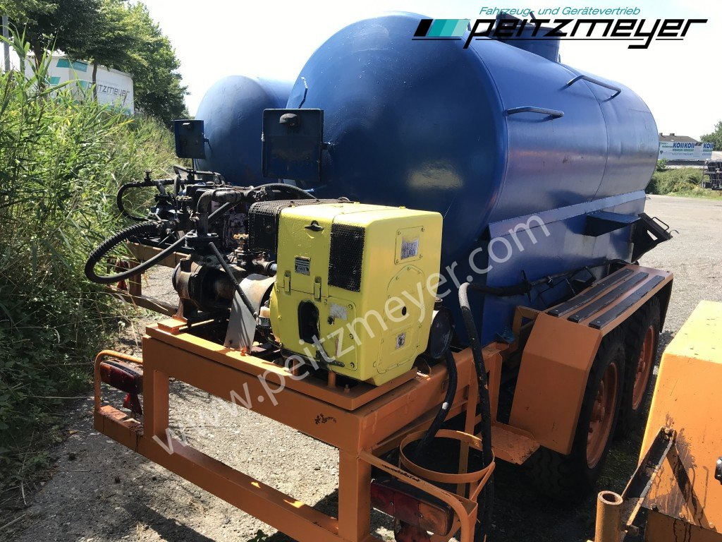 BATHE TANDEMANHÄNGER Bitum / Teerkocher 3,5 m³ Hatz DIesel 1 D 81 C - Emulsionssprøjte: billede 1 BATHE TANDEMANHÄNGER Bitum / Teerkocher 3,5 m³ Hatz DIesel 1 D 81 C - Emulsionssprøjte: billede 1