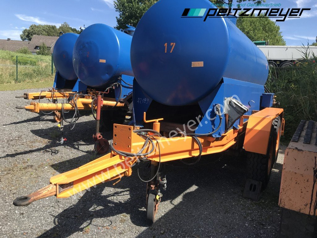 BATHE TANDEMANHÄNGER Bitum / Teerkocher 3,5 m³ Hatz DIesel 1 D 81 C - Emulsionssprøjte: billede 4 BATHE TANDEMANHÄNGER Bitum / Teerkocher 3,5 m³ Hatz DIesel 1 D 81 C - Emulsionssprøjte: billede 4