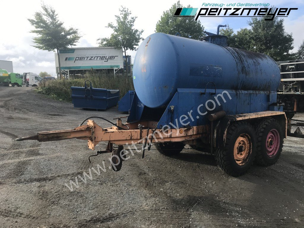 BATHE TANDEMANHÄNGER Bitum / Teerkocher 3,5 m³ Hatz Diesel-Motor 1 B 40 - Emulsionssprøjte: billede 4 BATHE TANDEMANHÄNGER Bitum / Teerkocher 3,5 m³ Hatz Diesel-Motor 1 B 40 - Emulsionssprøjte: billede 4