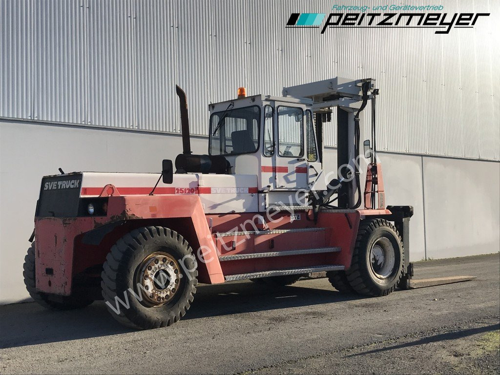 Svetruck Gabelstapler 25120-45 drehbarer Fahrersitz - Diesel gaffeltruck: billede 3 Svetruck Gabelstapler 25120-45 drehbarer Fahrersitz - Diesel gaffeltruck: billede 3