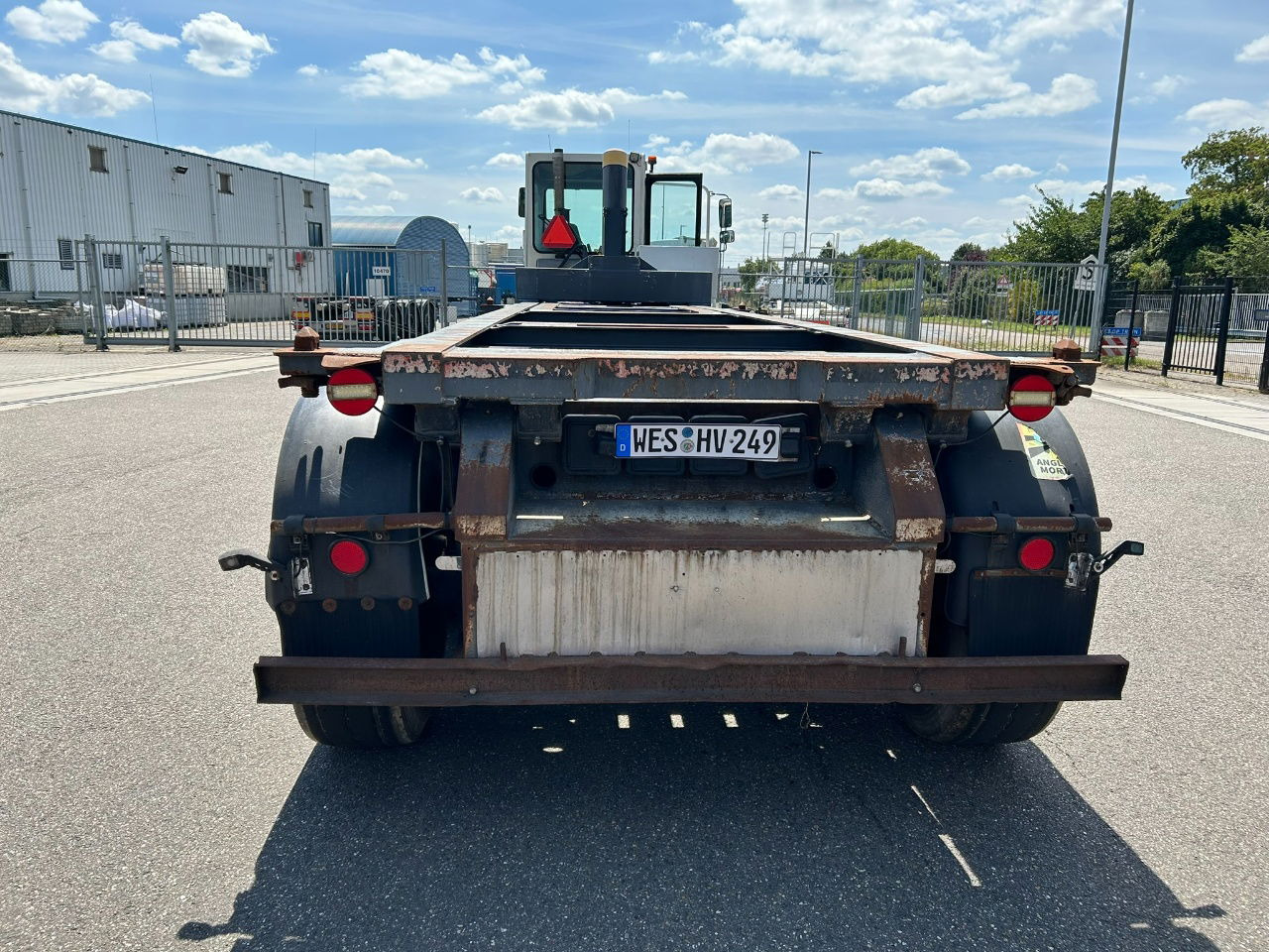 Mafa 2 x in stock 20 ft tipping chassis / disc brakes / lifting axle / alcoa wheels - Containerbil/ Veksellad sættevogn: billede 4 Mafa 2 x in stock 20 ft tipping chassis / disc brakes / lifting axle / alcoa wheels - Containerbil/ Veksellad sættevogn: billede 4