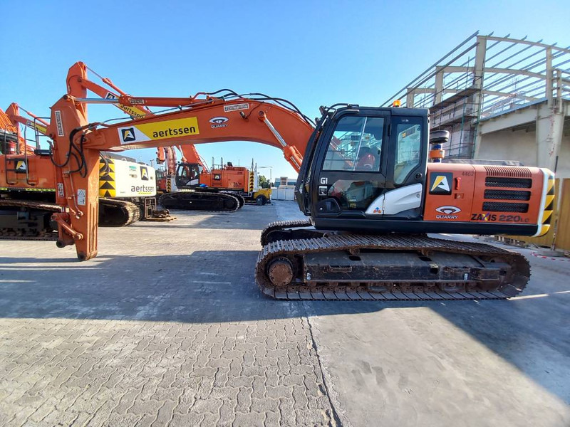Hitachi ZX220LC (Abu Dhabi) - Bæltegravemaskine: billede 1 Hitachi ZX220LC (Abu Dhabi) - Bæltegravemaskine: billede 1