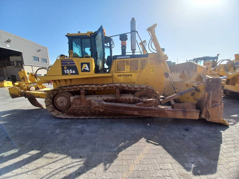Komatsu D155A-6R (4 pieces available in Abu Dhabi) - Bulldozer: billede 2 Komatsu D155A-6R (4 pieces available in Abu Dhabi) - Bulldozer: billede 2