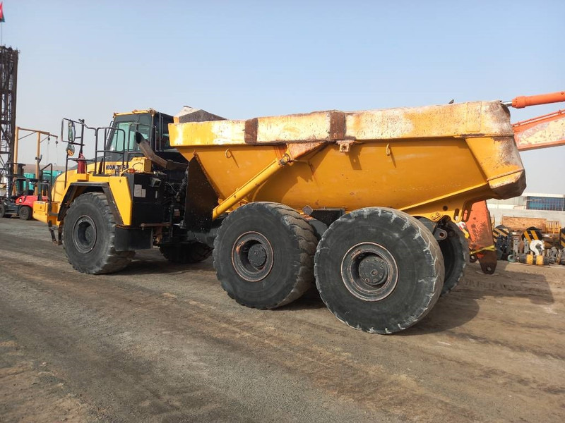 Komatsu HM400-3R (4 pcs available in Abu Dhabi) - Knækstyret dumper: billede 2 Komatsu HM400-3R (4 pcs available in Abu Dhabi) - Knækstyret dumper: billede 2