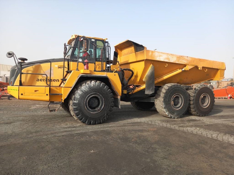 Komatsu HM400-3R (4pcs available in Abu Dhabi) - Knækstyret dumper: billede 2 Komatsu HM400-3R (4pcs available in Abu Dhabi) - Knækstyret dumper: billede 2