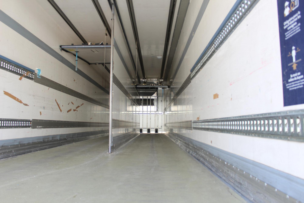 Chereau CV1950Mt.City Bi-Temp LBW Lenkachse Rolltor TOP - Kølevogn sættevogn: billede 4 Chereau CV1950Mt.City Bi-Temp LBW Lenkachse Rolltor TOP - Kølevogn sættevogn: billede 4