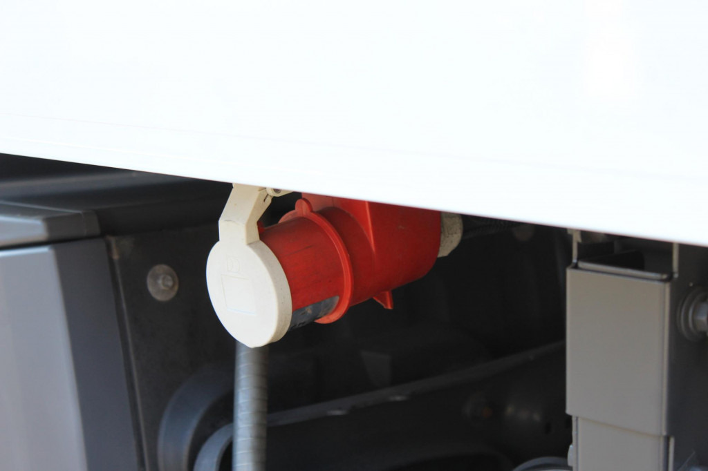 Mercedes-Benz Actros 1830 E6 TK T-1200R Multi Bi-Temp LBW AHK - Kølevogn lastbil: billede 4 Mercedes-Benz Actros 1830 E6 TK T-1200R Multi Bi-Temp LBW AHK - Kølevogn lastbil: billede 4