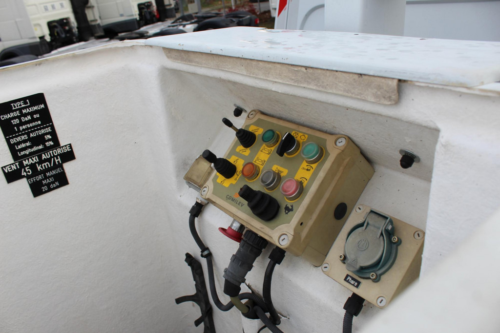 Renault Master Bühne EN100TF1 10m Klima 561h AHK - Lastbil med mandskabslift: billede 3 Renault Master Bühne EN100TF1 10m Klima 561h AHK - Lastbil med mandskabslift: billede 3