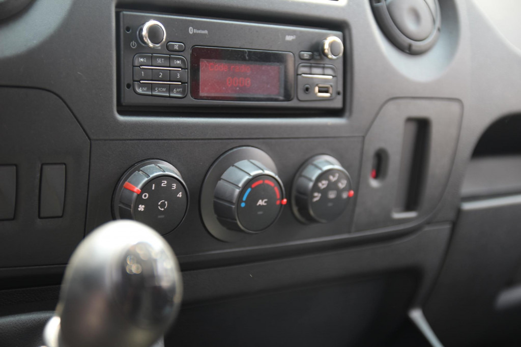 Renault Master Versalift ETL32 11m Klima nur 313h HU-UVV - Lastbil med mandskabslift: billede 2 Renault Master Versalift ETL32 11m Klima nur 313h HU-UVV - Lastbil med mandskabslift: billede 2