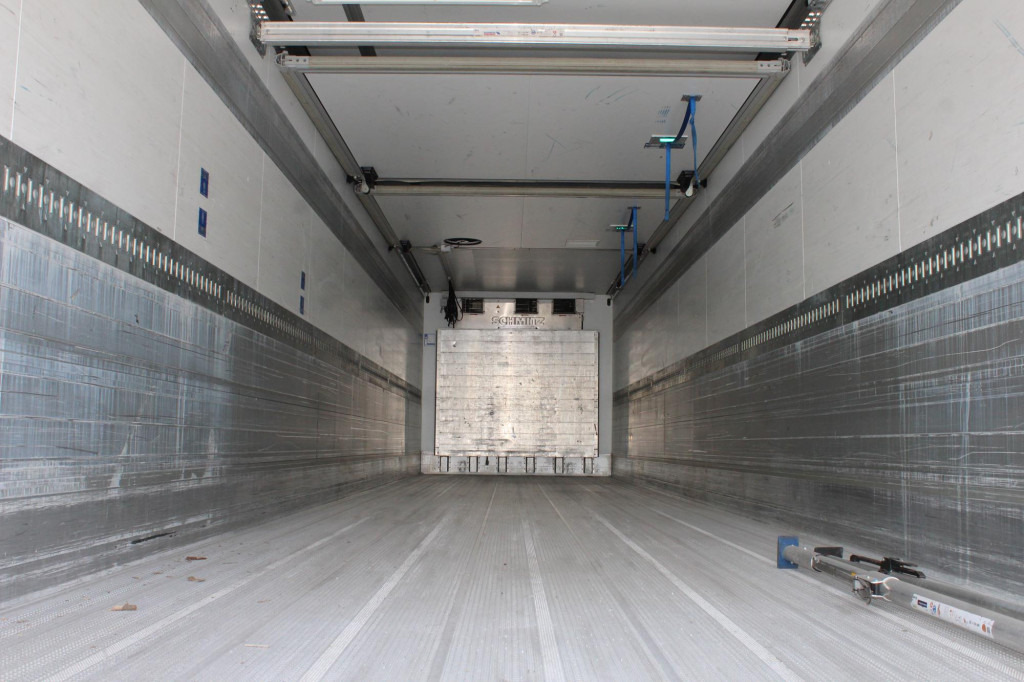 SCHMITZ Bi-Multi-Temp. TW Rolltor Lenkachse Rent-Miete - Kølevogn sættevogn: billede 3 SCHMITZ Bi-Multi-Temp. TW Rolltor Lenkachse Rent-Miete - Kølevogn sættevogn: billede 3