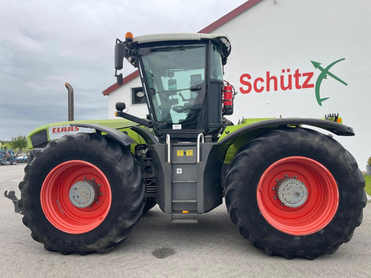 CLAAS Xerion 3800 Trac PTO GPS S3 FKH Erstbesitz - Traktor: billede 5 CLAAS Xerion 3800 Trac PTO GPS S3 FKH Erstbesitz - Traktor: billede 5