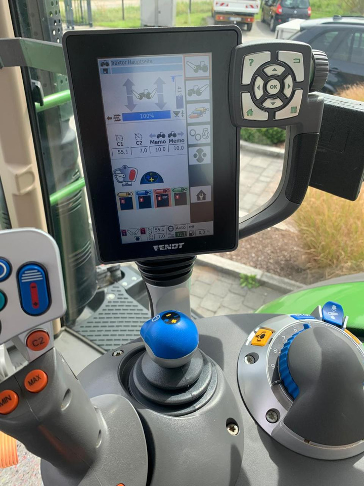 Leje en Fendt 724 Vario Power Plus mit GPS Fendt 724 Vario Power Plus mit GPS: billede 10