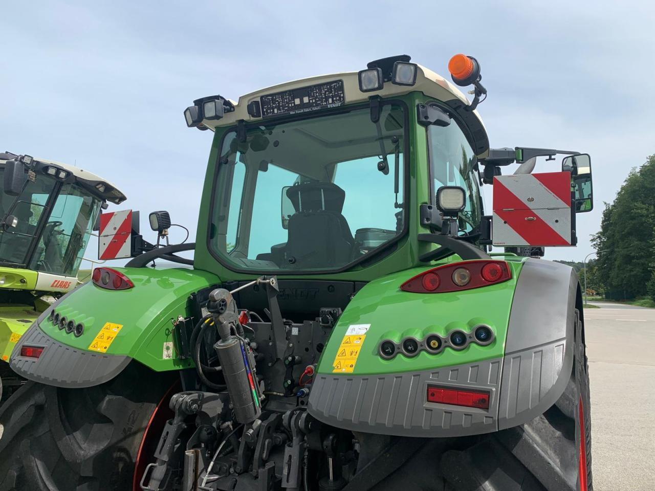 Leje en Fendt 724 Vario Power Plus mit GPS Fendt 724 Vario Power Plus mit GPS: billede 6