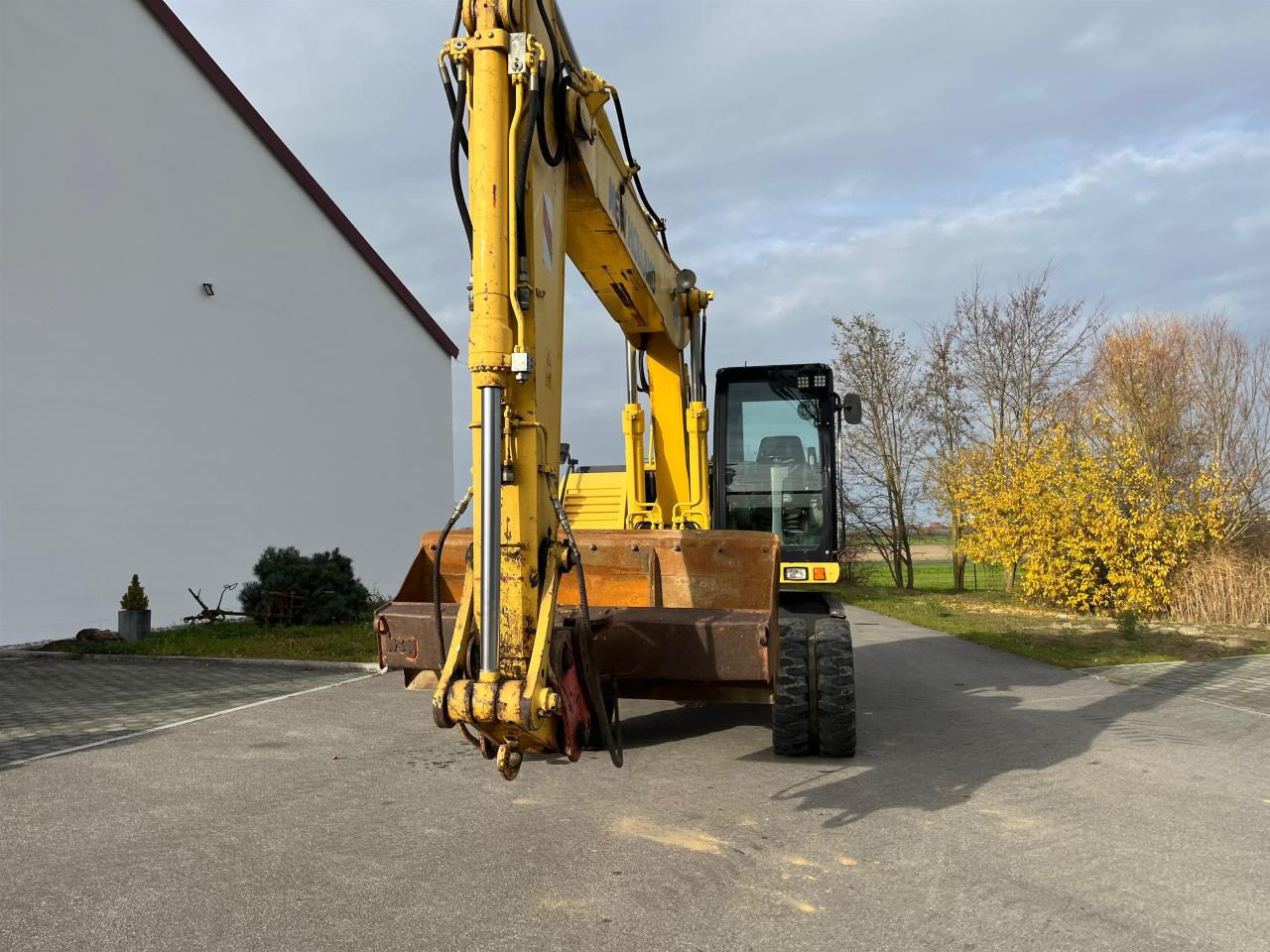 Leje en New Holland MH 5.6 inkl. Grabenlöffel, Tieflöffel New Holland MH 5.6 inkl. Grabenlöffel, Tieflöffel: billede 7 Leje en New Holland MH 5.6 inkl. Grabenlöffel, Tieflöffel New Holland MH 5.6 inkl. Grabenlöffel, Tieflöffel: billede 7