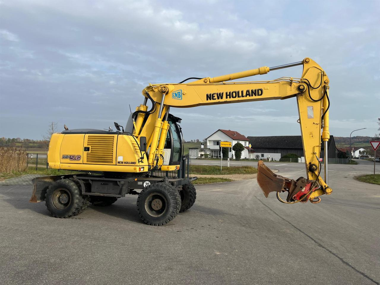 Leje en New Holland MH 5.6 inkl. Grabenlöffel, Tieflöffel New Holland MH 5.6 inkl. Grabenlöffel, Tieflöffel: billede 6 Leje en New Holland MH 5.6 inkl. Grabenlöffel, Tieflöffel New Holland MH 5.6 inkl. Grabenlöffel, Tieflöffel: billede 6