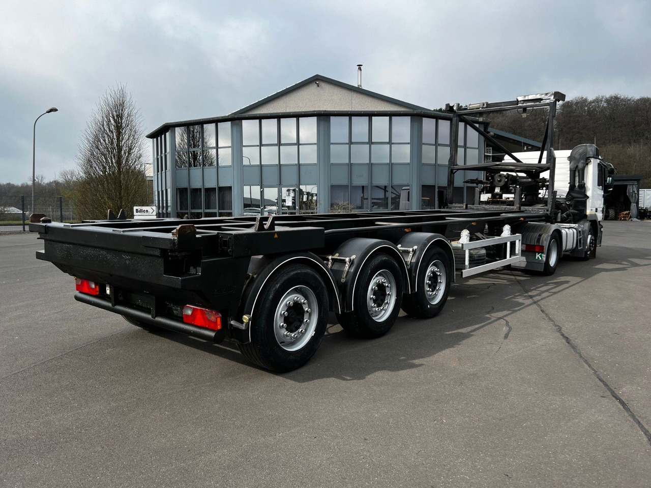 H&W 3- Achs Auflieger für Presscontainer H&W 3- Achs Auflieger für Presscontainer - Containerbil/ Veksellad sættevogn: billede 1 H&W 3- Achs Auflieger für Presscontainer H&W 3- Achs Auflieger für Presscontainer - Containerbil/ Veksellad sættevogn: billede 1