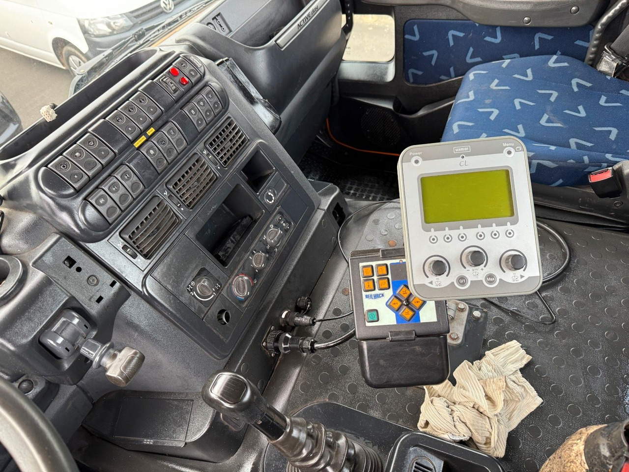 Leje en Iveco Trakker 330 EEV Winterdienst Abroll Iveco Trakker 330 EEV Winterdienst Abroll: billede 10 Leje en Iveco Trakker 330 EEV Winterdienst Abroll Iveco Trakker 330 EEV Winterdienst Abroll: billede 10