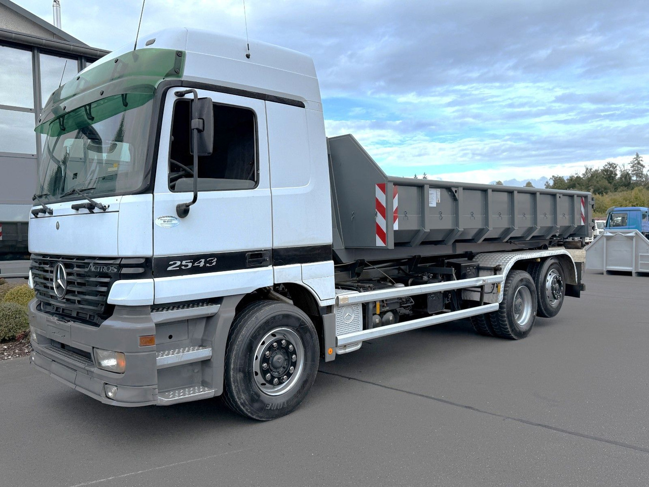 Mercedes-Benz Actros 2543 6x2 Klima + Kupplung - Lastbil kroghejs: billede 1 Mercedes-Benz Actros 2543 6x2 Klima + Kupplung - Lastbil kroghejs: billede 1