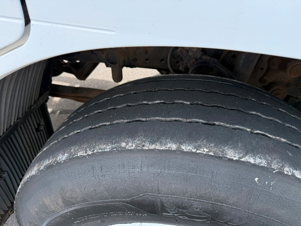 Mercedes-Benz Actros 2543 6x2 Klima + Kupplung - Lastbil kroghejs: billede 5 Mercedes-Benz Actros 2543 6x2 Klima + Kupplung - Lastbil kroghejs: billede 5