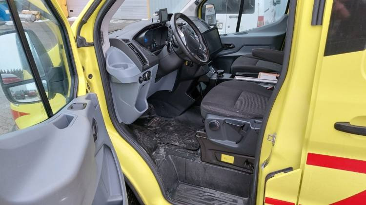 FORD TRANSIT 2,0TDI AMBULANCE KLIMA 12.2018 EURO 6, 3 UNITS - Ambulance: billede 5 FORD TRANSIT 2,0TDI AMBULANCE KLIMA 12.2018 EURO 6, 3 UNITS - Ambulance: billede 5