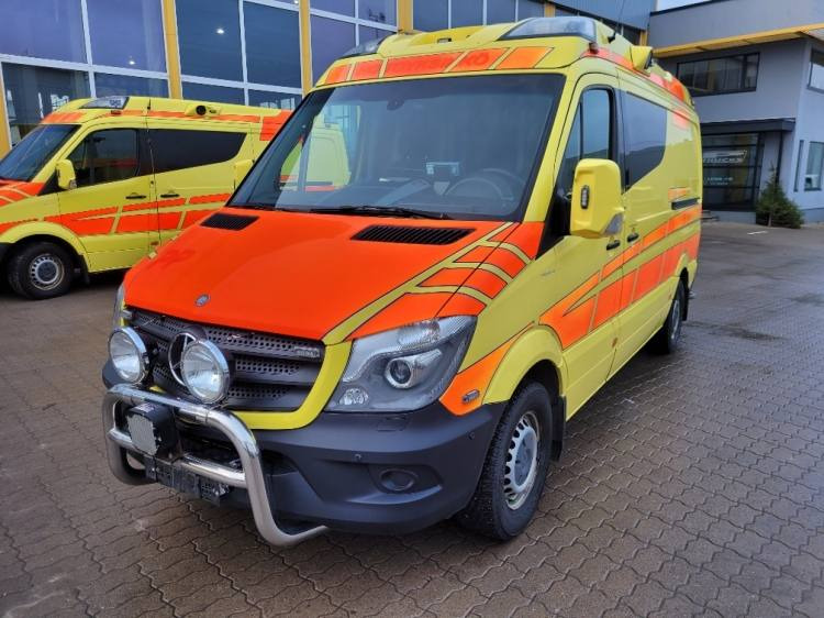 MERCEDES – BENZ SPRINTER 2.2D AMBULANCE (PROFILE) KLIMA 11.2014 EURO 5 - Ambulance: billede 2 MERCEDES – BENZ SPRINTER 2.2D AMBULANCE (PROFILE) KLIMA 11.2014 EURO 5 - Ambulance: billede 2