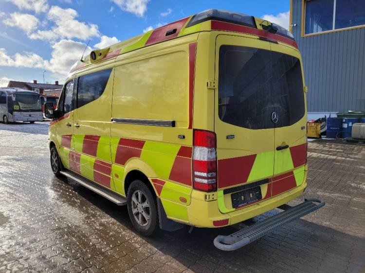 MERCEDES – BENZ SPRINTER 3.0D AMBULANCE (PROFILE) KLIMA 2.2016 EURO 6 - Ambulance: billede 3 MERCEDES – BENZ SPRINTER 3.0D AMBULANCE (PROFILE) KLIMA 2.2016 EURO 6 - Ambulance: billede 3