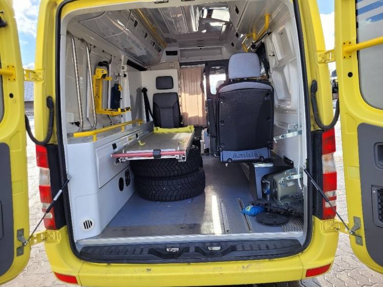 MERCEDES – BENZ SPRINTER 3.0D AMBULANCE (PROFILE) KLIMA 2.2016 EURO 6 - Ambulance: billede 4 MERCEDES – BENZ SPRINTER 3.0D AMBULANCE (PROFILE) KLIMA 2.2016 EURO 6 - Ambulance: billede 4
