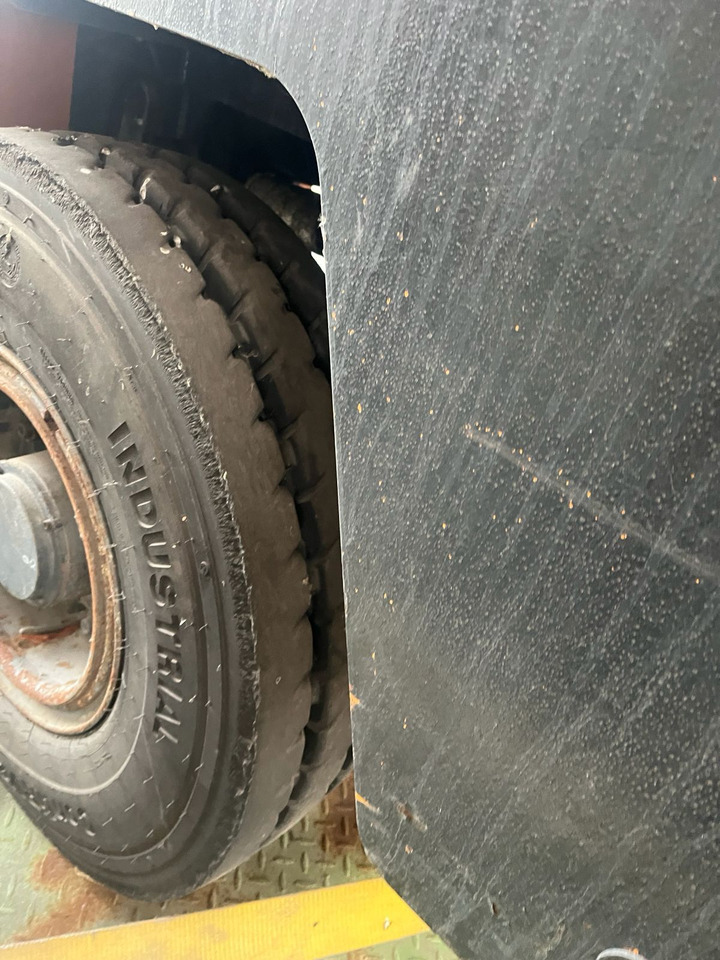 ATA 8500 4X4 - Push-back traktor: billede 4 ATA 8500 4X4 - Push-back traktor: billede 4