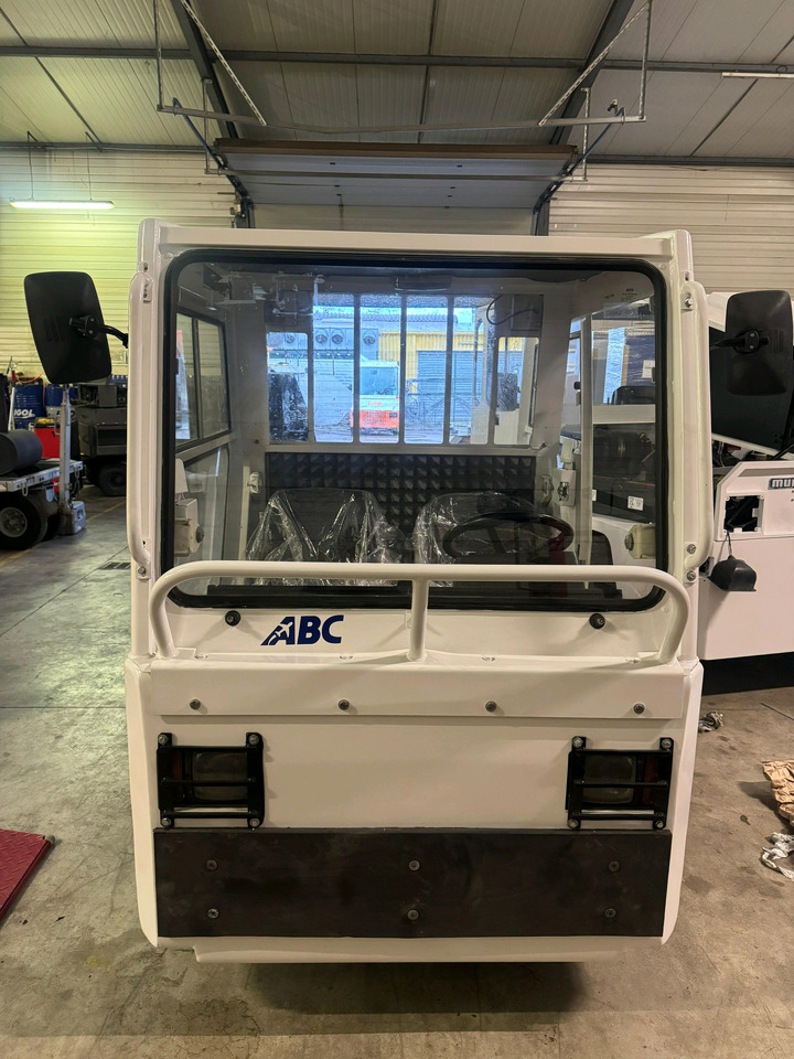 Charlatte 2012 - Bagagetraktor: billede 4 Charlatte 2012 - Bagagetraktor: billede 4