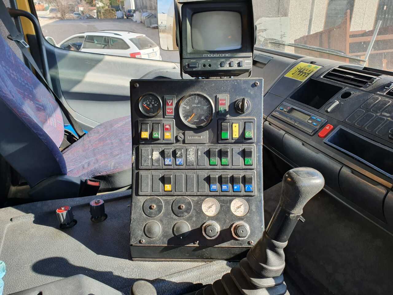 Runway Sweeper Johnston-Beam Scania P400 Model Beam S14000 - Fejebil: billede 3 Runway Sweeper Johnston-Beam Scania P400 Model Beam S14000 - Fejebil: billede 3