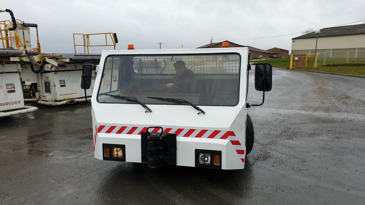 SOVAM K100 - Push-back traktor: billede 4 SOVAM K100 - Push-back traktor: billede 4