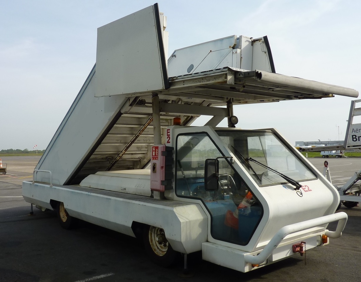 SOVAM Passenger Stairs 1.9 SPS - Passagertrappe: billede 1 SOVAM Passenger Stairs 1.9 SPS - Passagertrappe: billede 1