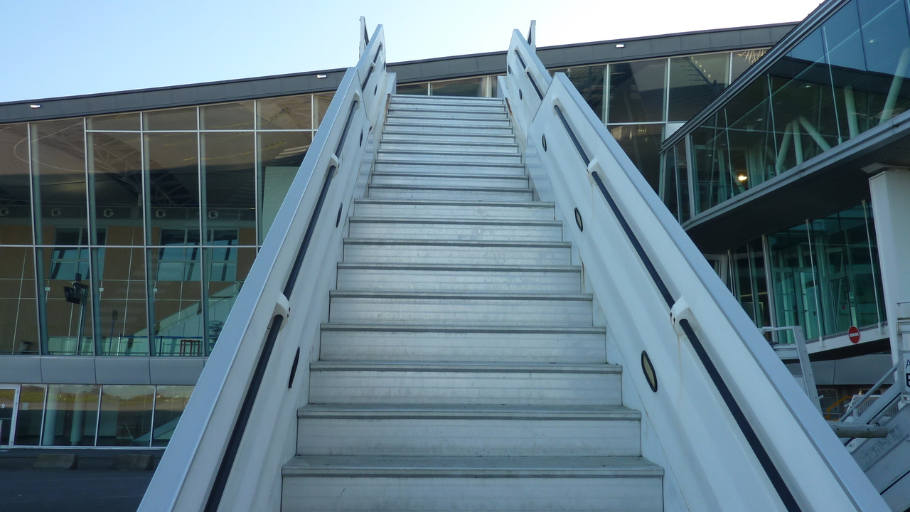 TLD Passenger stairs ABS580 - Passagertrappe: billede 2 TLD Passenger stairs ABS580 - Passagertrappe: billede 2