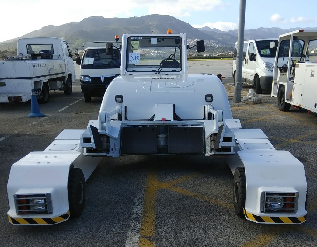 TLD Towbarless Pushback TPX 100 E - Push-back traktor: billede 3 TLD Towbarless Pushback TPX 100 E - Push-back traktor: billede 3