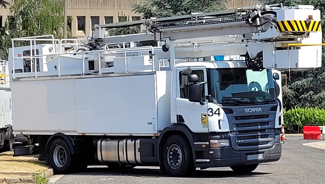 Vestergaard Deicer Elephant Beta - Afisningsmaskine til fly: billede 1 Vestergaard Deicer Elephant Beta - Afisningsmaskine til fly: billede 1